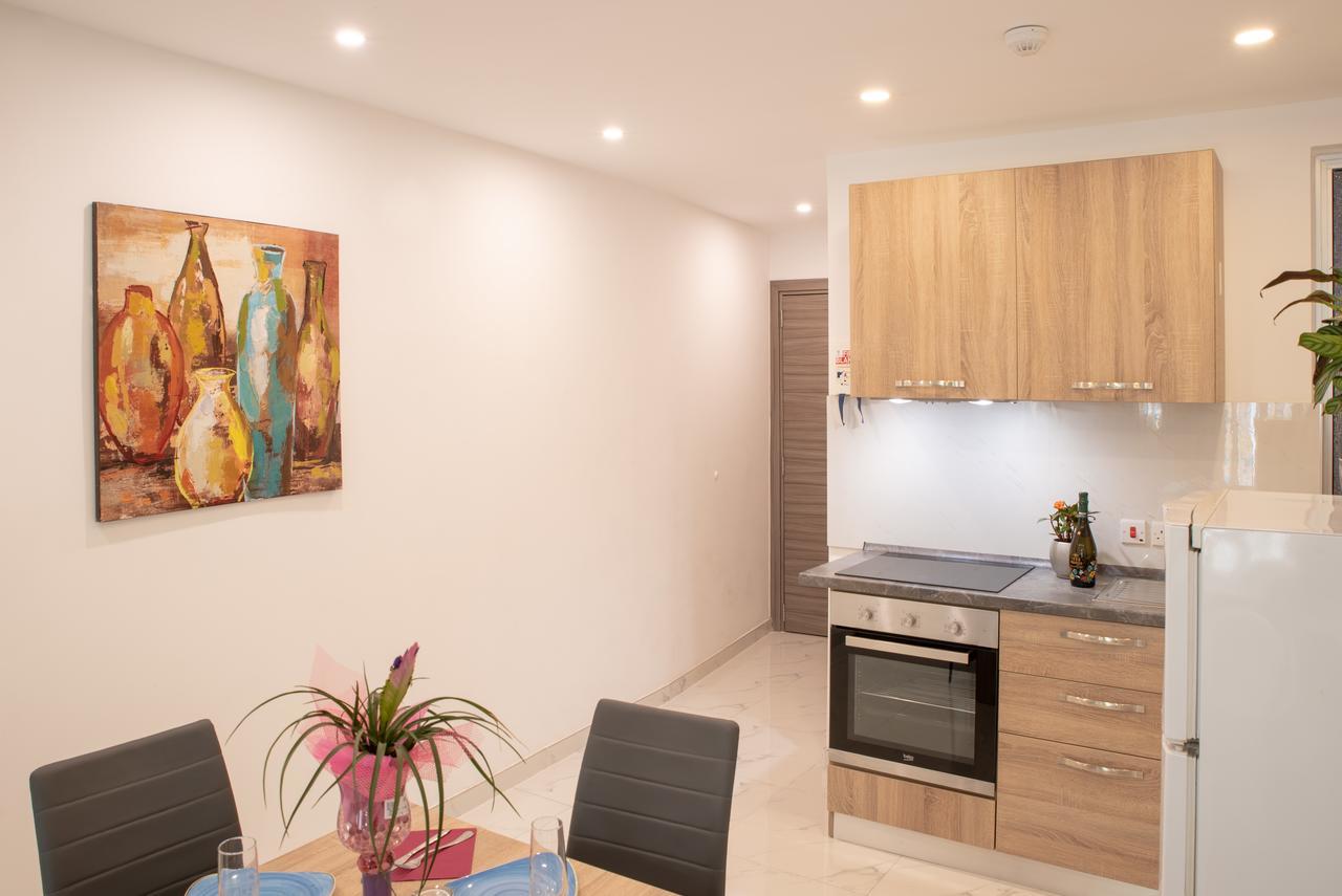For Rest Aparthotel St. Paul's Bay Bagian luar foto