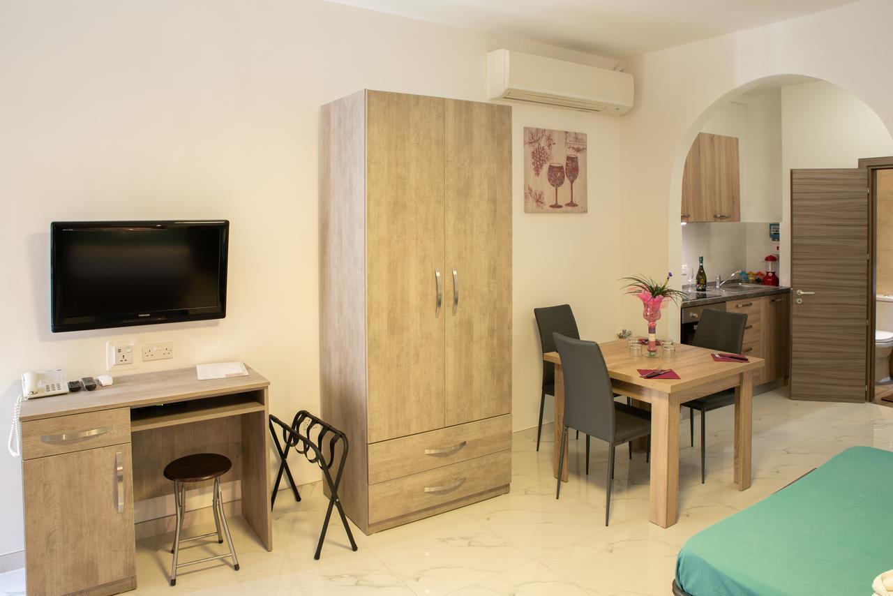 For Rest Aparthotel St. Paul's Bay Bagian luar foto